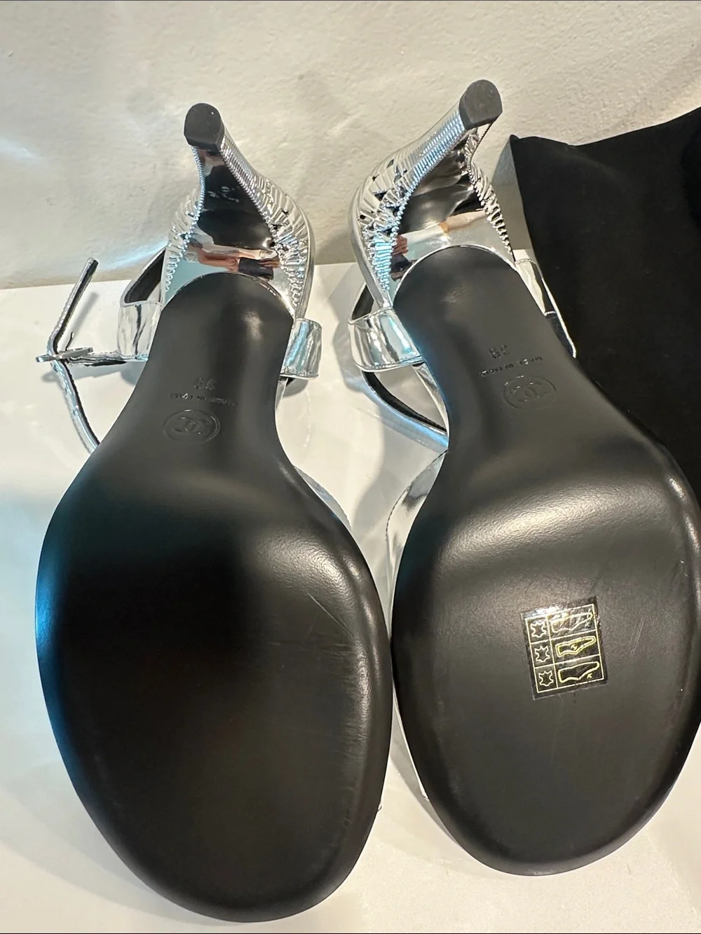 CHANEL Silver high shine mirror like effect Open-yToe Slingback Heels